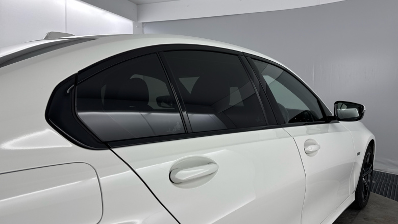 BMW 3 Series 330e M Sport 4dr Step Auto Saloon